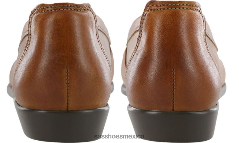 mx SAS mujer versátil penny j slip en mocasín castaña LVV46226